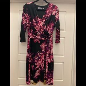 Never worn B Slim wrap top fully-lined dress size L